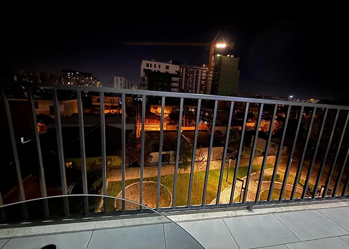 Apartament Modern 2br Near Ring & Main Road Access Tirana