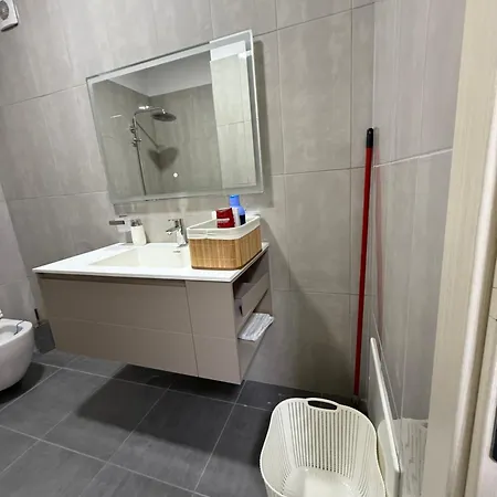 Ami Modern 2Br Apartment *