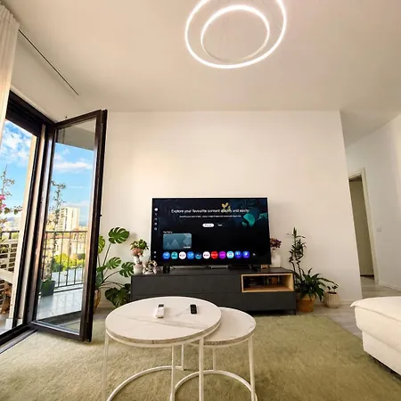 Ami Modern 2br * Tiran