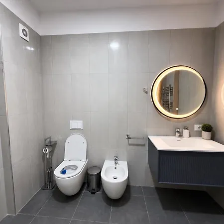 Daire Ami Modern 2br Tiran