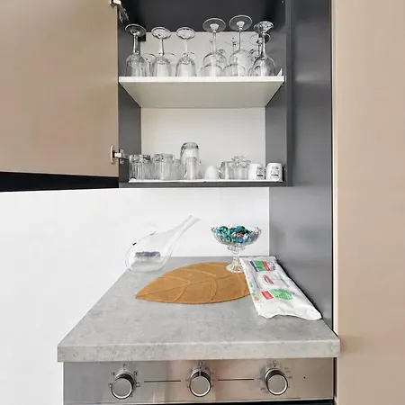 Ami Modern 2br * Tiran